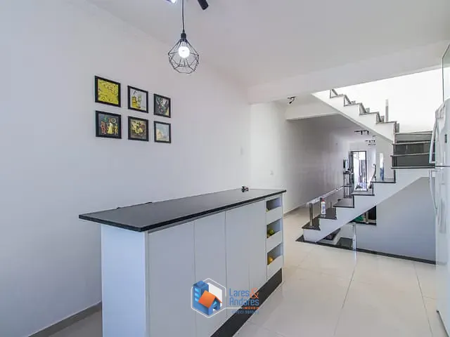 Casa com 161m² 3 quartos e 6 banheiros, à venda, no bairro Vila Moraes em São Paulo