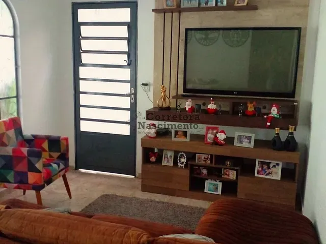 Casa com 300m² 5 quartos e 2 banheiros, à venda, no bairro Vila Nair em São José dos Campos