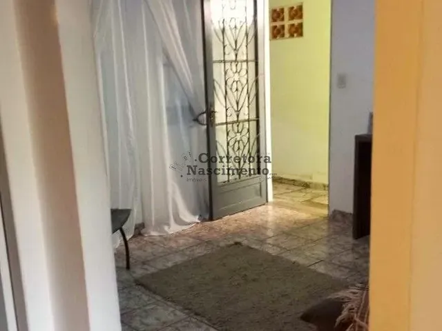 Casa com 300m² 5 quartos e 2 banheiros, à venda, no bairro Vila Nair em São José dos Campos