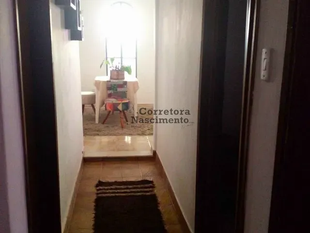 Casa com 300m² 5 quartos e 2 banheiros, à venda, no bairro Vila Nair em São José dos Campos