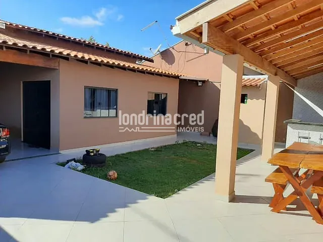 Casa à venda, no bairro Conjunto Jamil Sacca em Ibiporã