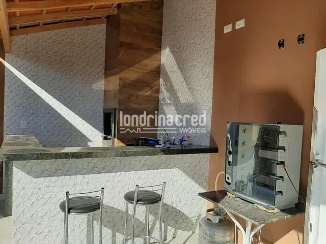 Casa à venda, no bairro Conjunto Jamil Sacca em Ibiporã