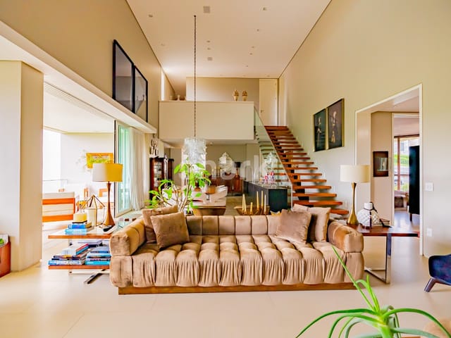 Casa 4 quartos e 8 banheiros, à venda, no bairro Alphaville em Santana de Parnaíba