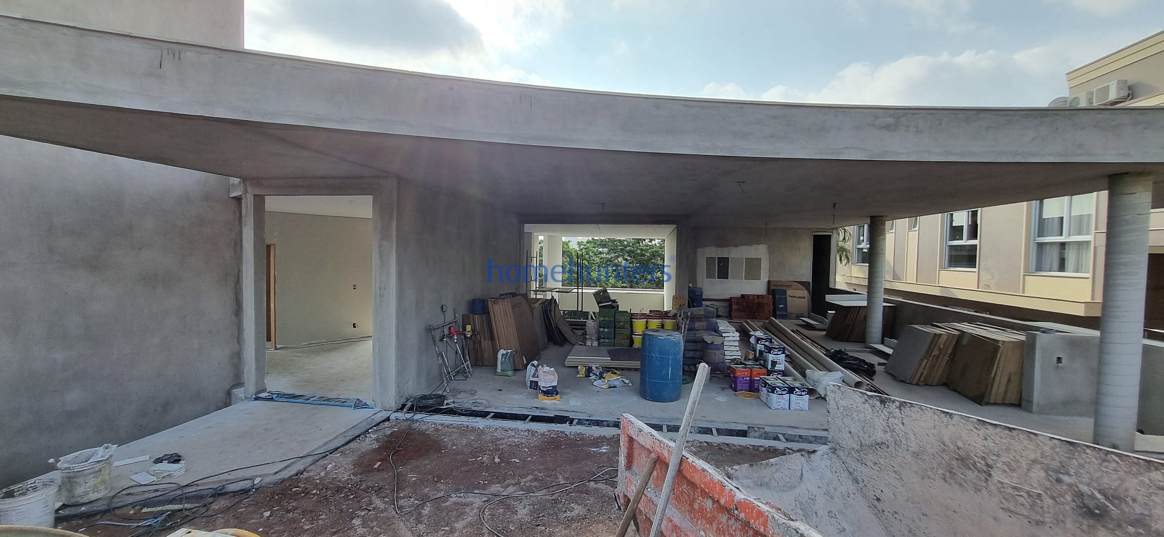 Casa à venda com 4 quartos, 541m² - Foto 1