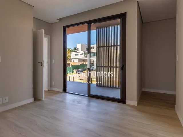 Casa com 1074m² 4 quartos e 7 banheiros, à venda, no bairro Residencial Jatibela em Campinas