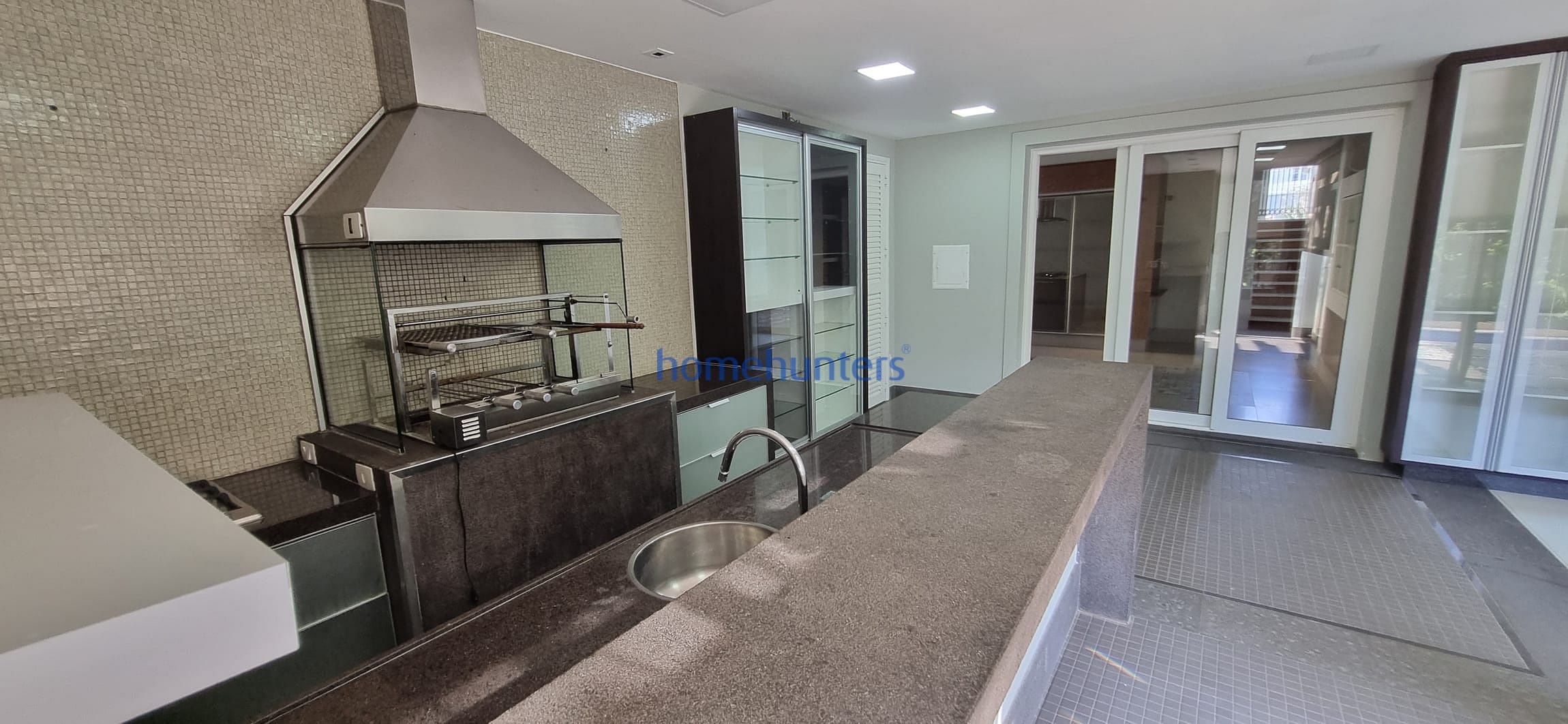 Casa à venda com 4 quartos, 490m² - Foto 17