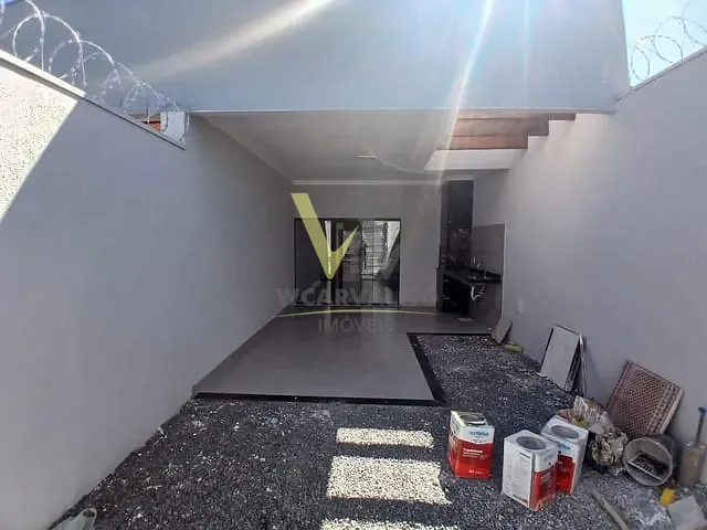 Casa 3 quartos e 2 banheiros, à venda, no bairro Viviam Parque em Anápolis