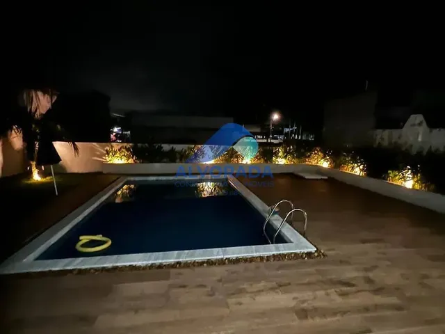 Casa com 380m² 3 quartos e 2 banheiros, à venda, no bairro Mar Verde II em Caraguatatuba