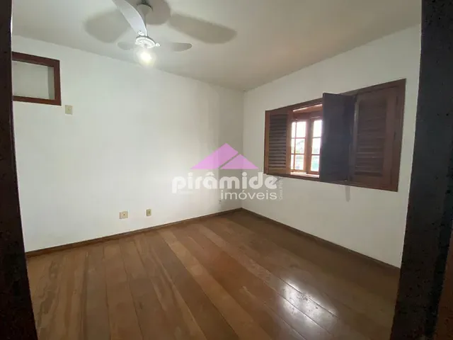Casa com 360m² 4 quartos e 5 banheiros, à venda, no bairro Jardim Primavera em Caraguatatuba