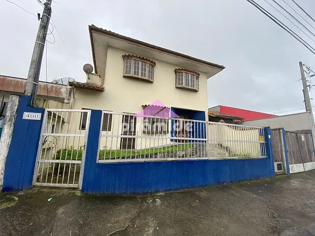 Casa com 360m² 4 quartos e 5 banheiros, à venda, no bairro Jardim Primavera em Caraguatatuba