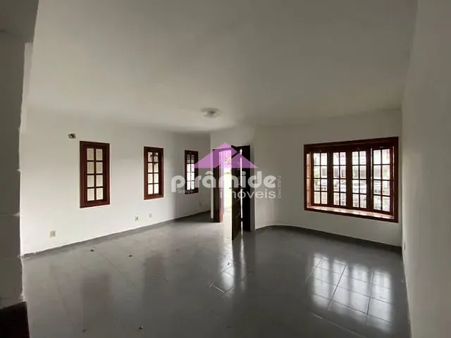 Casa com 360m² 4 quartos e 5 banheiros, à venda, no bairro Jardim Primavera em Caraguatatuba