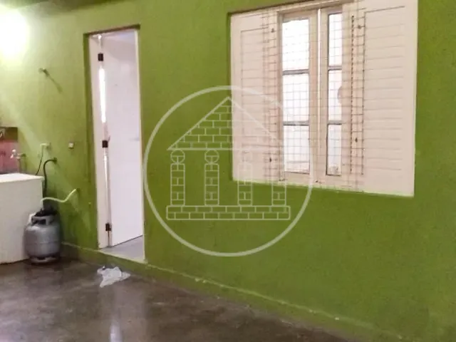 Casa com 480m² 2 quartos e 2 banheiros, à venda, no bairro Jardim dos Álamos em São Paulo