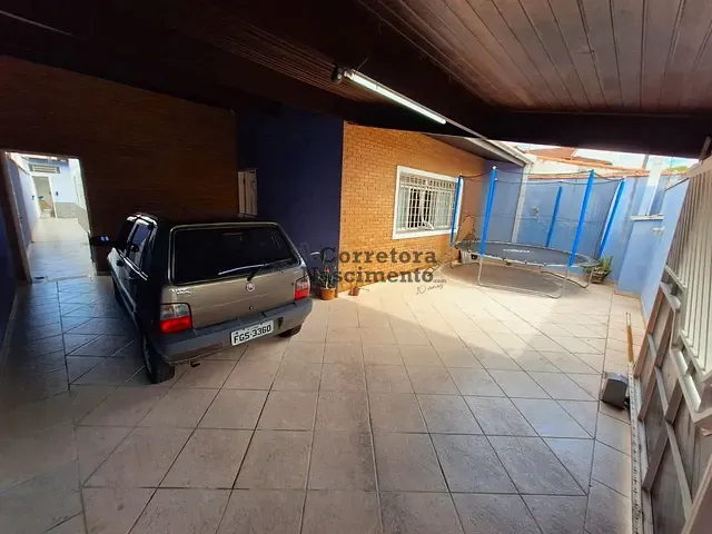 Casa com 250m² 3 quartos e 3 banheiros, à venda, no bairro Cidade Jardim em Jacareí