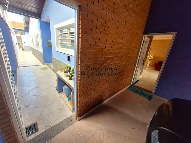 Casa com 250m² 3 quartos e 3 banheiros, à venda, no bairro Cidade Jardim em Jacareí