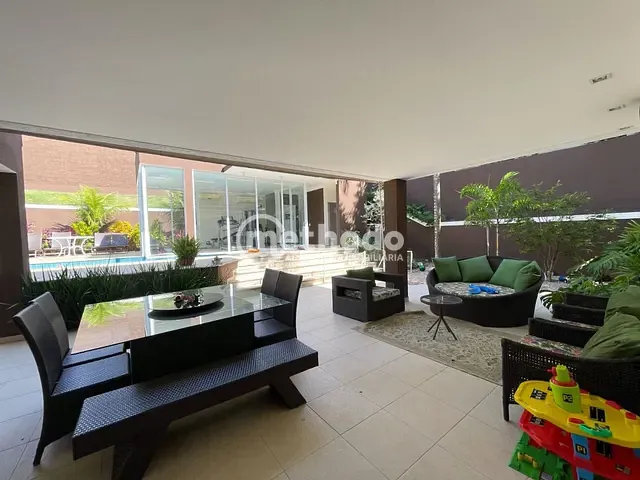 Casa com 1030m² 4 quartos e 6 banheiros, à venda ou para alugar, no bairro Loteamento Alphaville Campinas em Campinas