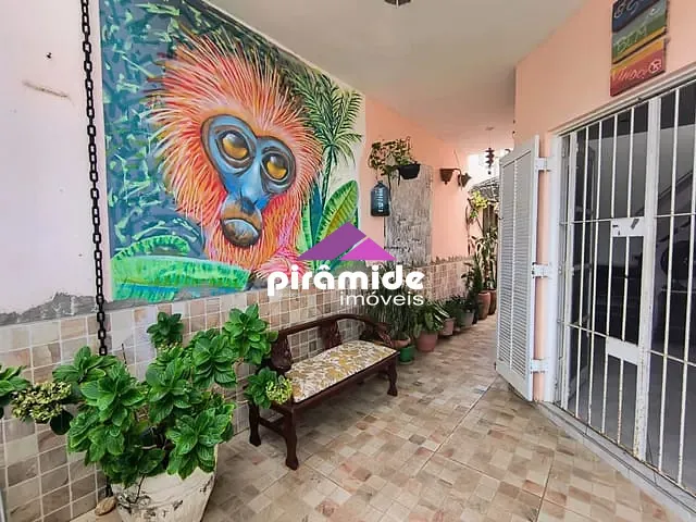Casa com 180m² 3 quartos e 4 banheiros, à venda, no bairro Massaguaçu em Caraguatatuba