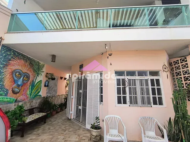 Casa com 180m² 3 quartos e 4 banheiros, à venda, no bairro Massaguaçu em Caraguatatuba