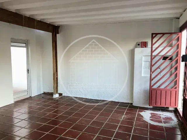Casa com 125m² 2 quartos e 1 banheiro, para alugar, no bairro Jardim Santa Edwiges em São Paulo