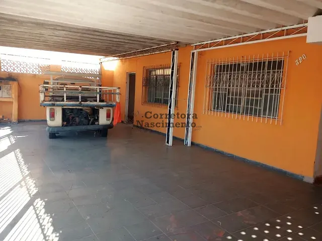 Casa com 300m² 3 quartos e 3 banheiros, à venda, no bairro Cidade Morumbi em São José dos Campos