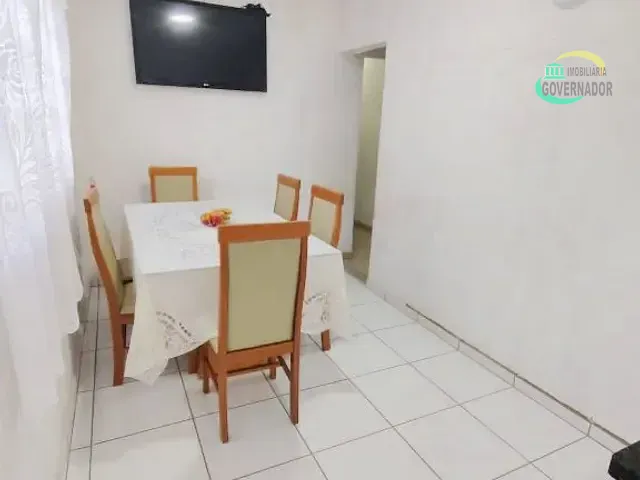 Casa com 250m² 4 quartos e 5 banheiros, à venda, no bairro Jardim García em Campinas