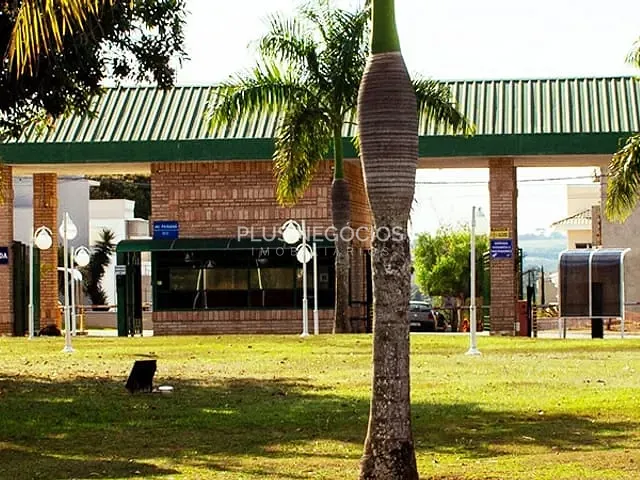 Casa com 303m² 3 quartos e 4 banheiros, à venda, no bairro Cajuru do Sul em Sorocaba