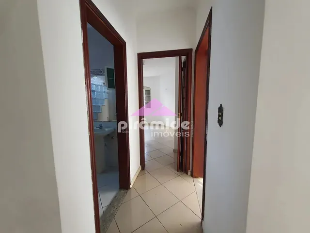 Casa com 250m² 4 quartos e 2 banheiros, à venda, no bairro Parque Interlagos em São José Dos Campos