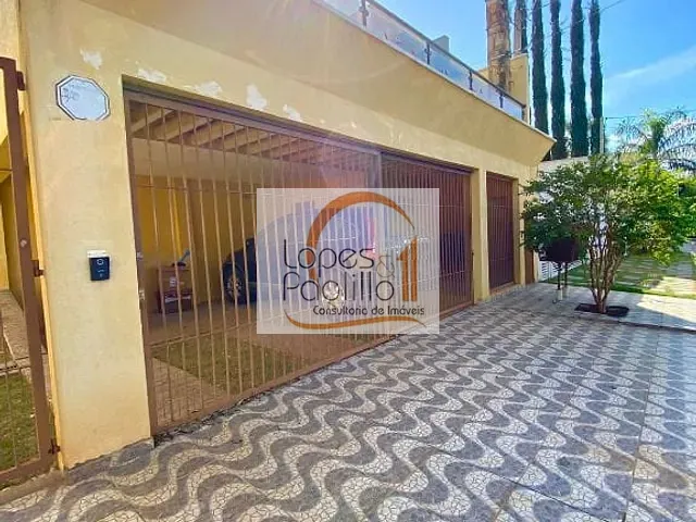 Casa com 375m² 4 quartos e 3 banheiros, à venda, no bairro Jardim Paulista em Atibaia