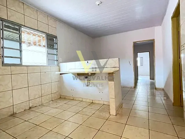 Casa com 200m² 3 quartos e 2 banheiros, à venda, no bairro Adriana Parque em Anápolis