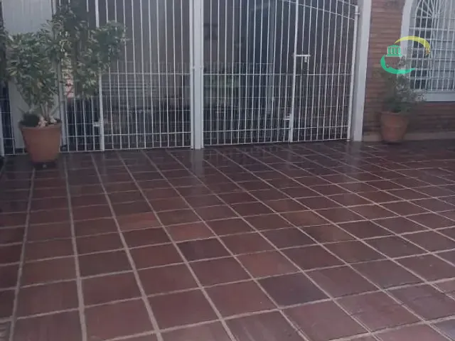 Casa com 500m² 3 quartos e 3 banheiros, à venda, no bairro Vila Carlito em Campinas