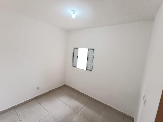 Casa com 147m² 2 quartos e 2 banheiros, à venda, no bairro Abaete em Taubaté