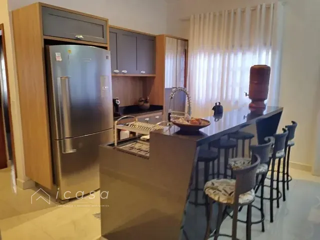 Casa com 5400m² 2 quartos e 3 banheiros, à venda, no bairro Vitória Régia em Atibaia