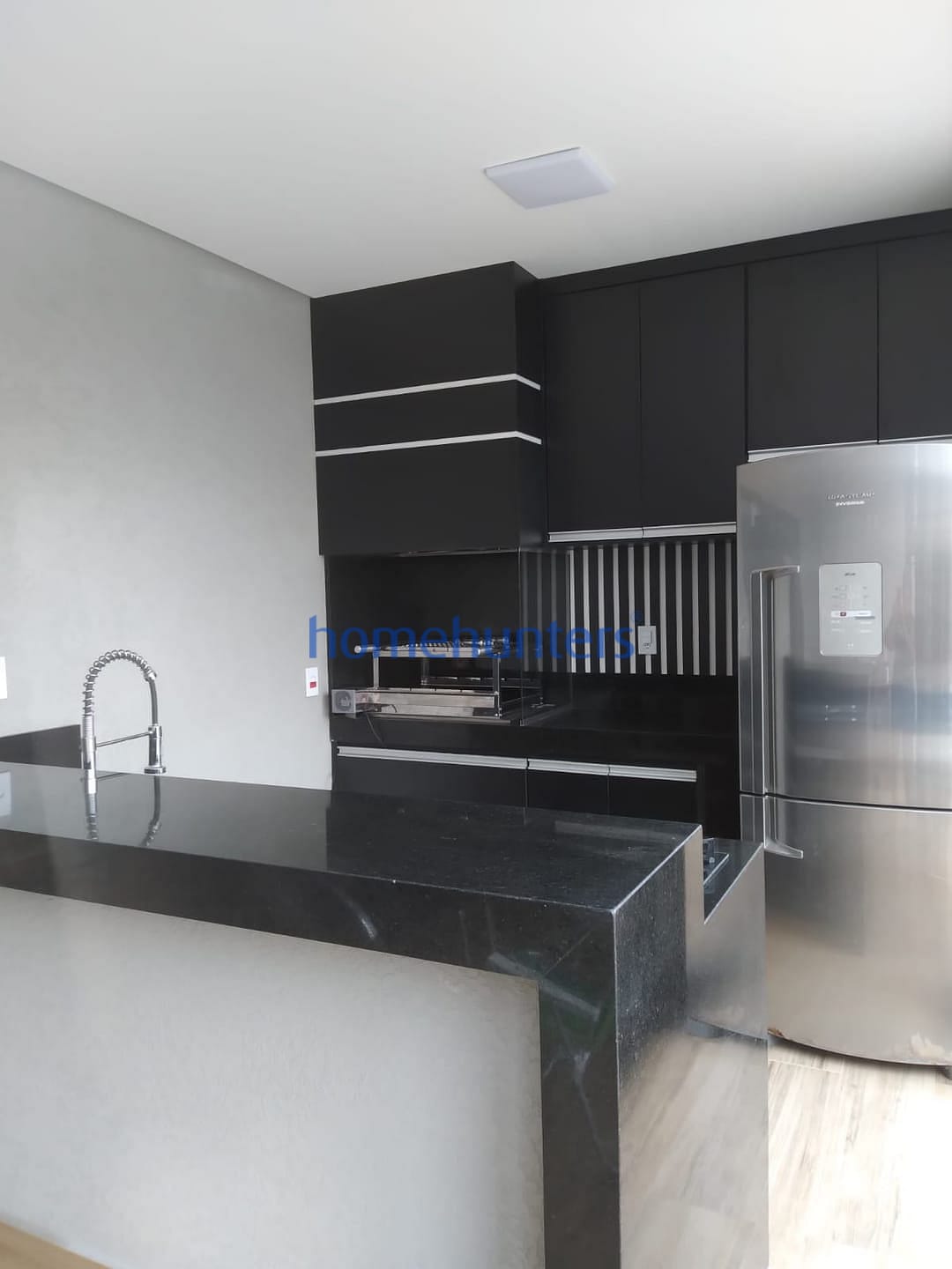 Casa à venda com 3 quartos, 242m² - Foto 14