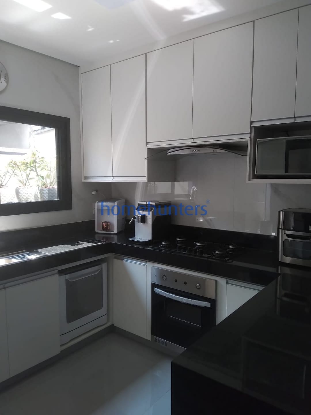 Casa à venda com 3 quartos, 242m² - Foto 15