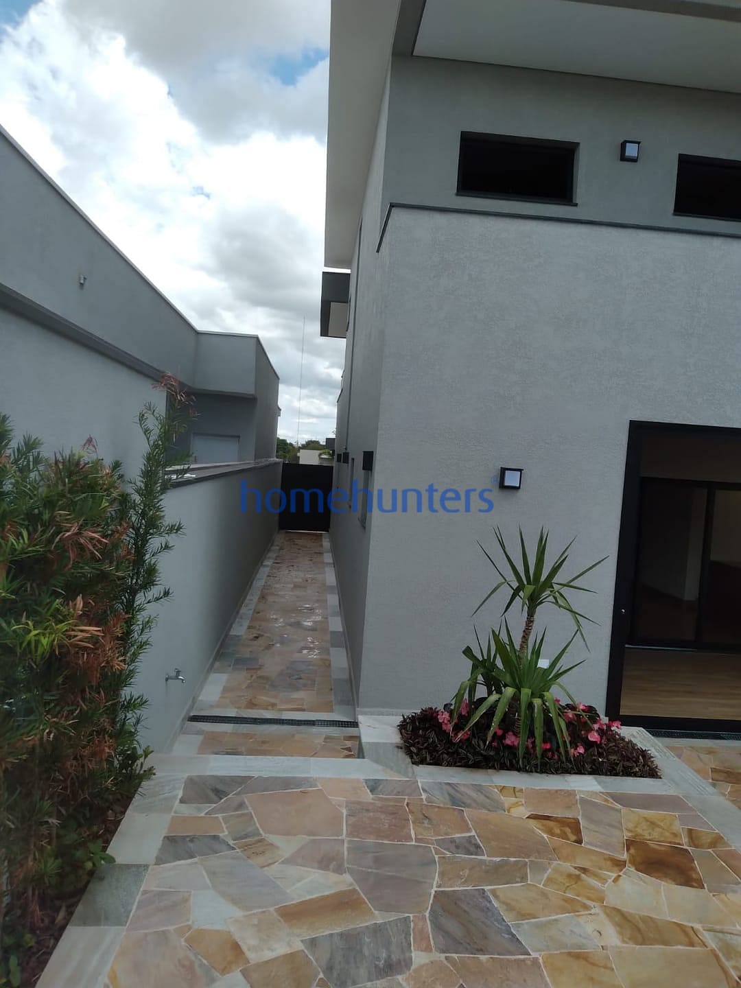 Casa à venda com 3 quartos, 242m² - Foto 12