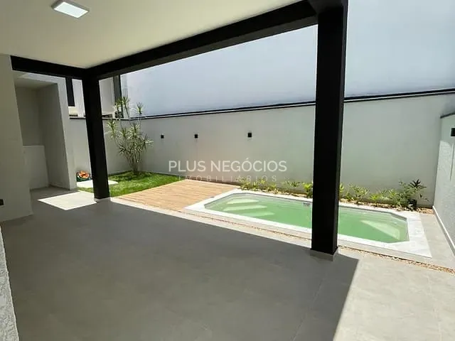 Casa com 250m² 3 quartos e 3 banheiros, à venda, no bairro Cajuru do Sul em Sorocaba