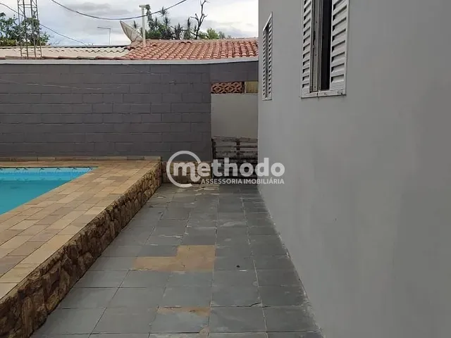Casa com 420m² 4 quartos e 2 banheiros, à venda, no bairro Vila Santa Isabel em Campinas