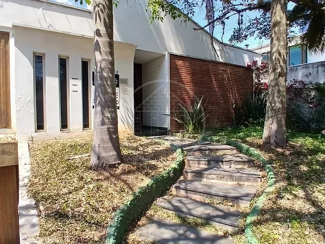Casa com 1000m² 4 quartos e 3 banheiros, à venda ou para alugar, no bairro Brooklin em São Paulo