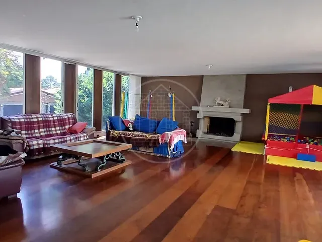 Casa com 1000m² 4 quartos e 3 banheiros, à venda ou para alugar, no bairro Brooklin em São Paulo