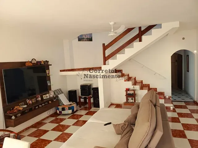 Casa com 300m² 3 quartos e 4 banheiros, à venda, no bairro Jardim Terras de Sao Joao em Jacareí