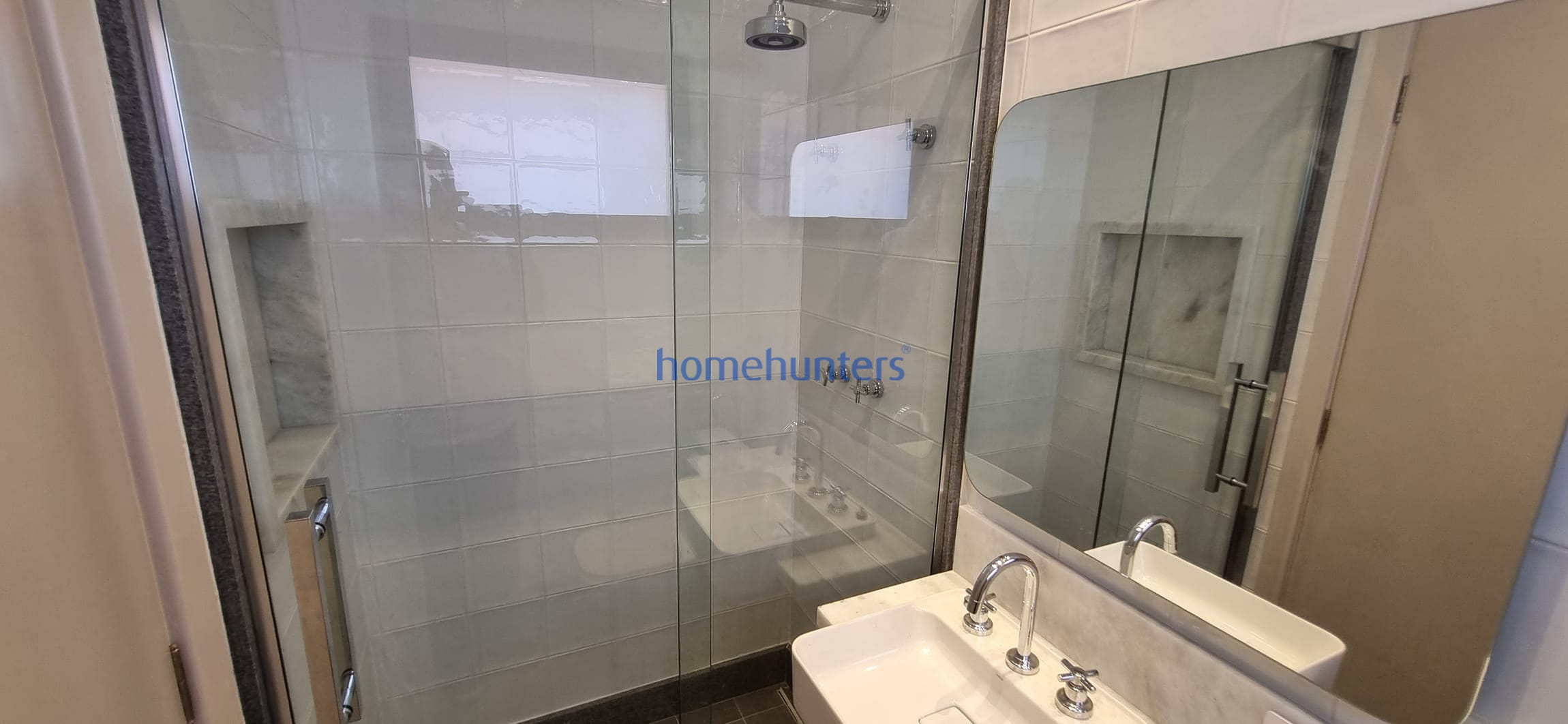 Casa à venda com 4 quartos, 375m² - Foto 19