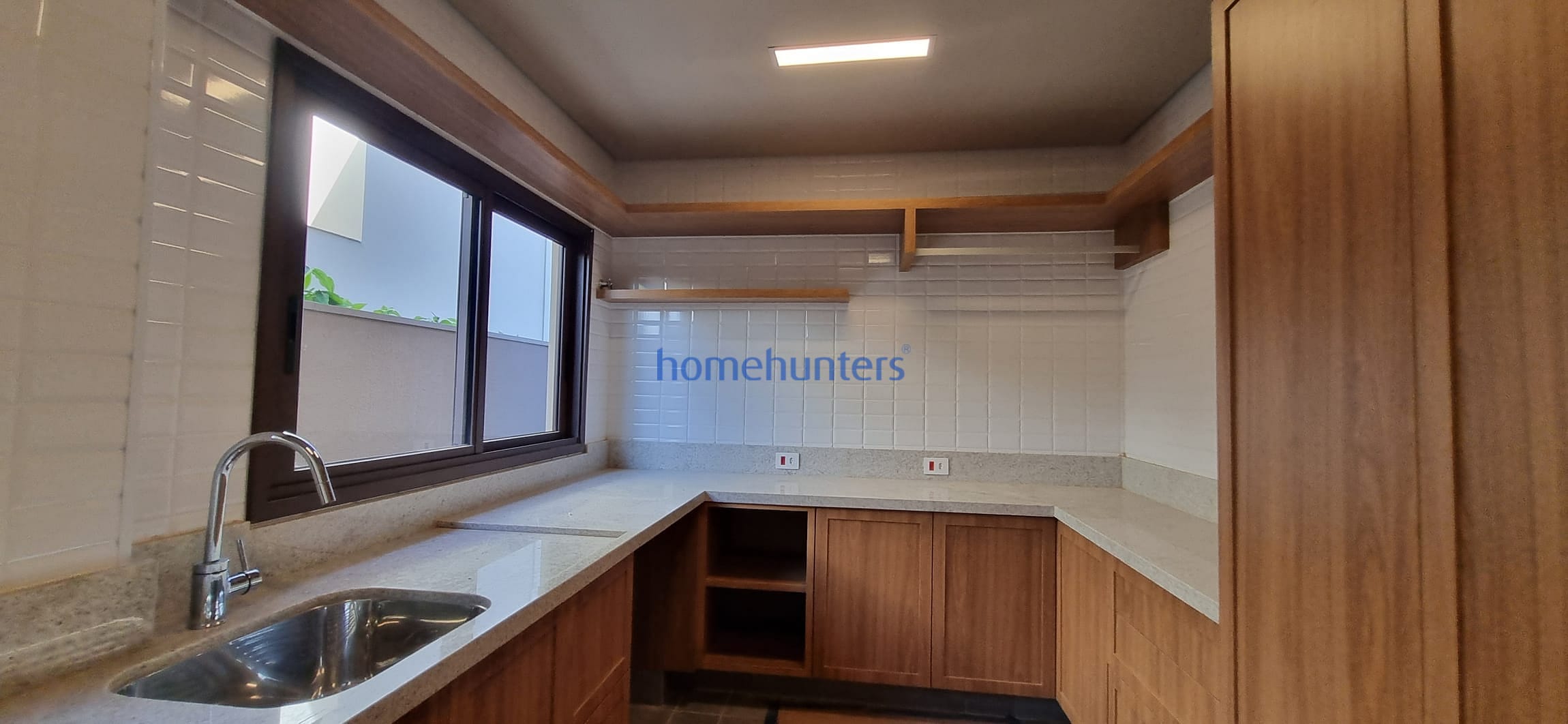 Casa à venda com 4 quartos, 375m² - Foto 26