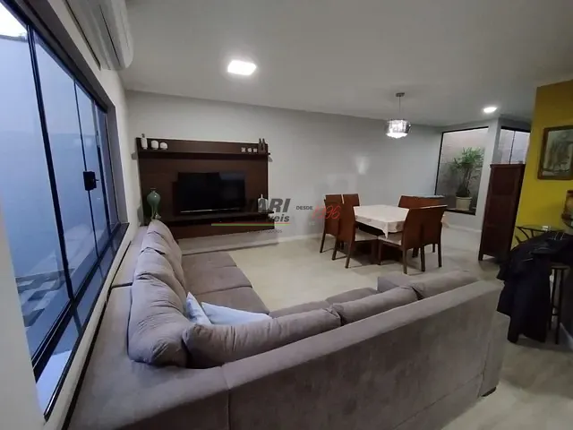 Casa com 250m² 3 quartos e 2 banheiros, à venda, no bairro Jardim Europa II em Indaiatuba