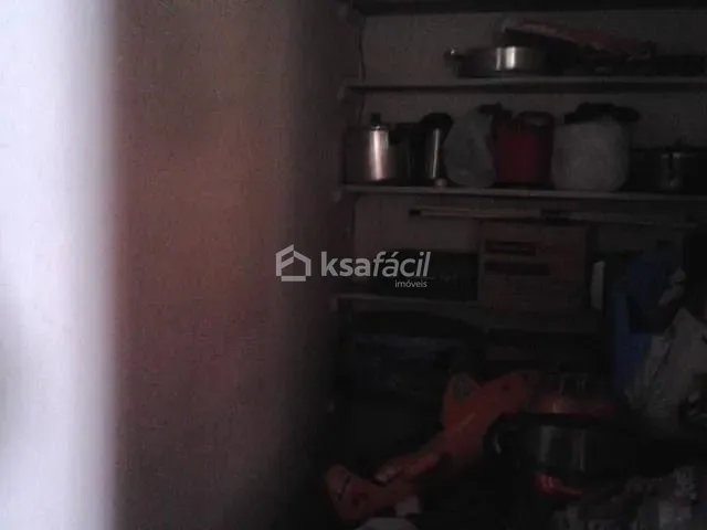 Casa com 200m² 3 quartos e 2 banheiros, à venda, no bairro Núcleo Habitacional Universitárias em Campo Grande