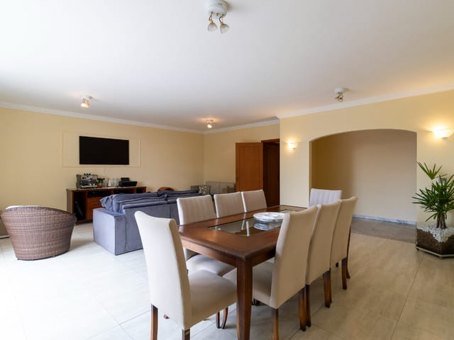 Foto do Casa - Casa para venda em Jardim Leonor com 4 quartos, sendo 1 suíte , 294m² | Lares e Andares Imóveis