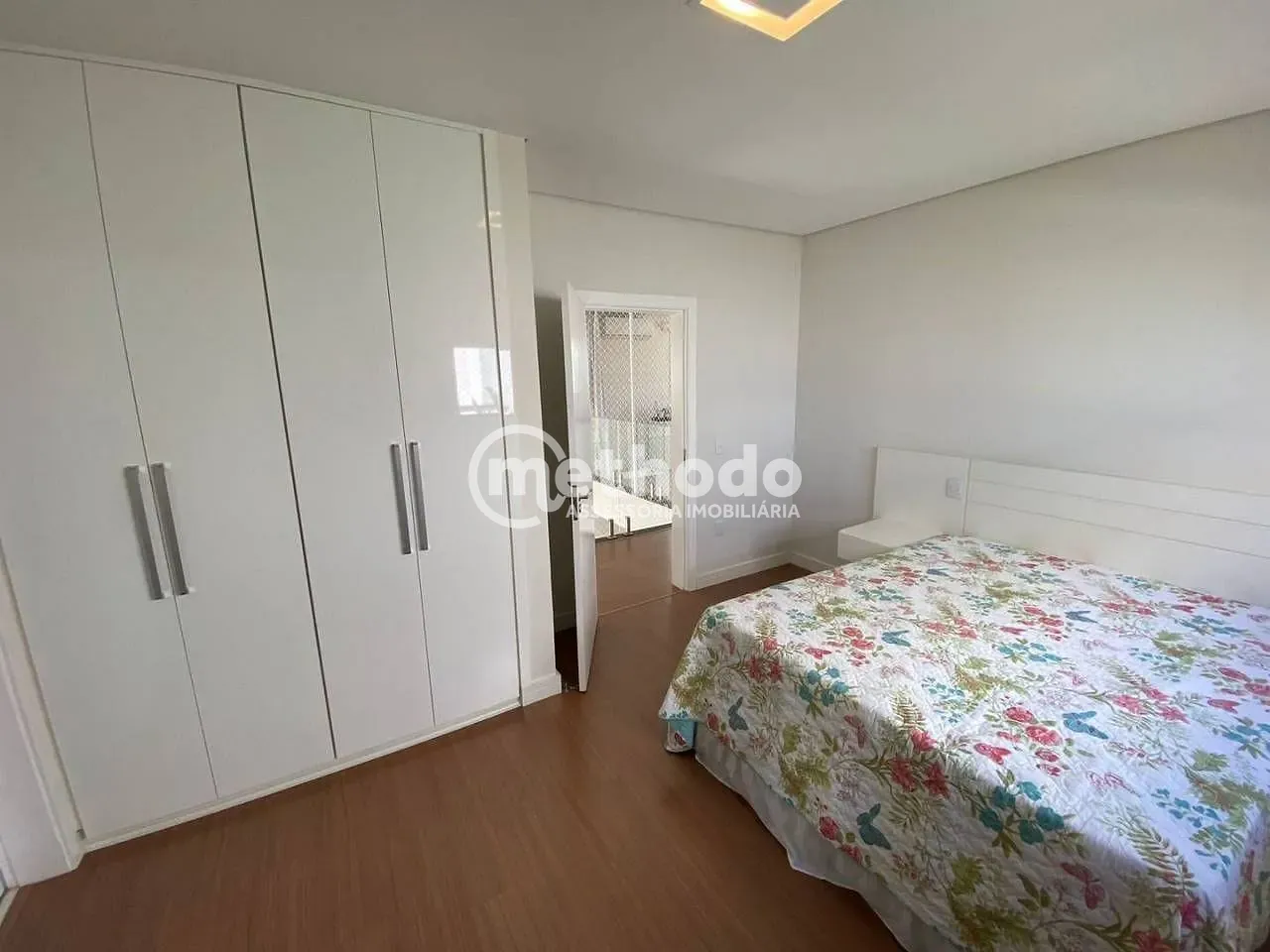 Casa, 4 quartos, 335 m² - Foto 32
