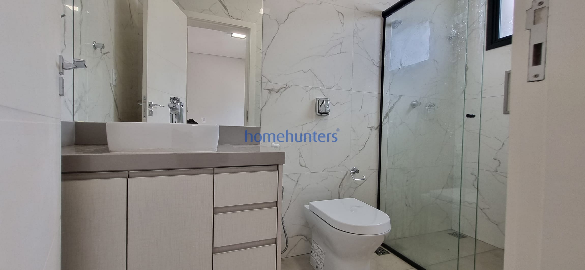 Casa à venda com 4 quartos, 305m² - Foto 37