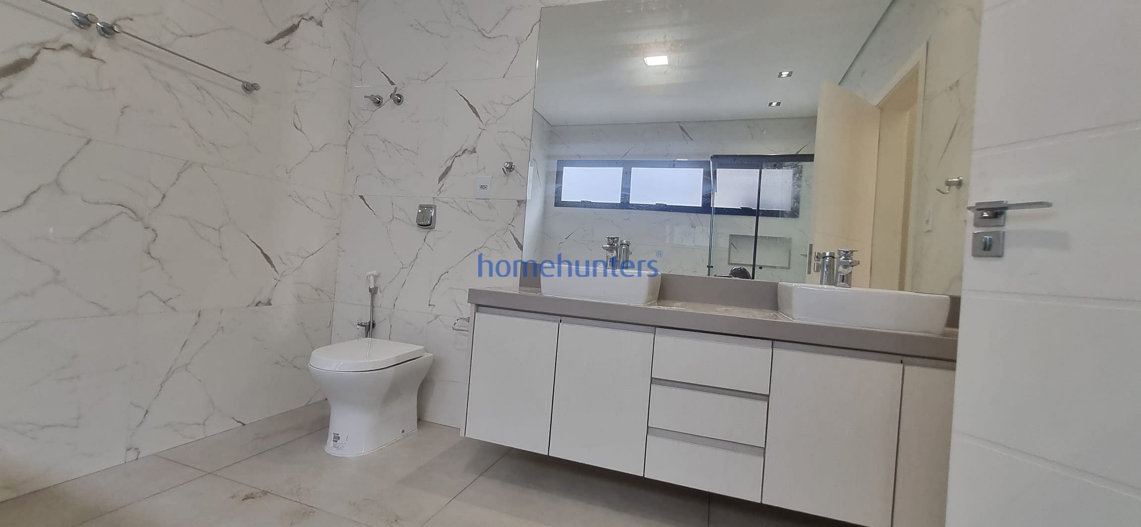 Casa à venda com 4 quartos, 305m² - Foto 45