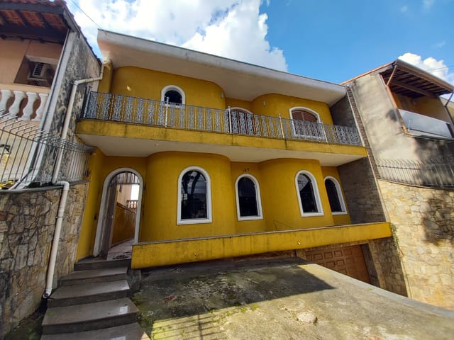 Foto do Casa - Casa tipo para venda em Cidade Líder com 4 quartos, sendo 1 suíte, 377m² | Lares e Andares Imóveis