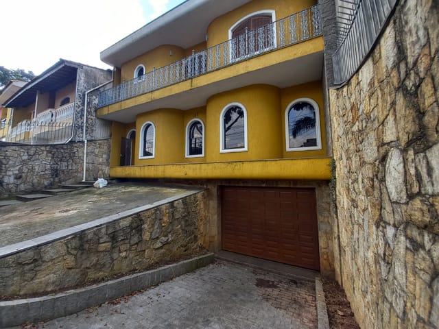 Foto do Casa - Casa tipo para venda em Cidade Líder com 4 quartos, sendo 1 suíte, 377m² | Lares e Andares Imóveis