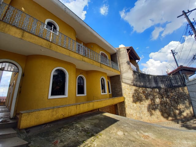 Foto do Casa - Casa tipo para venda em Cidade Líder com 4 quartos, sendo 1 suíte, 377m² | Lares e Andares Imóveis